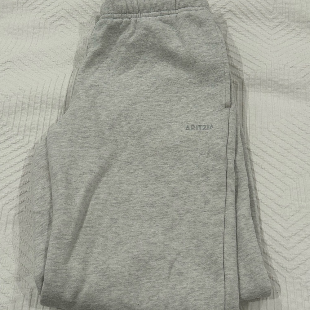 Aritzia Light Gray Sweatfleece Pants